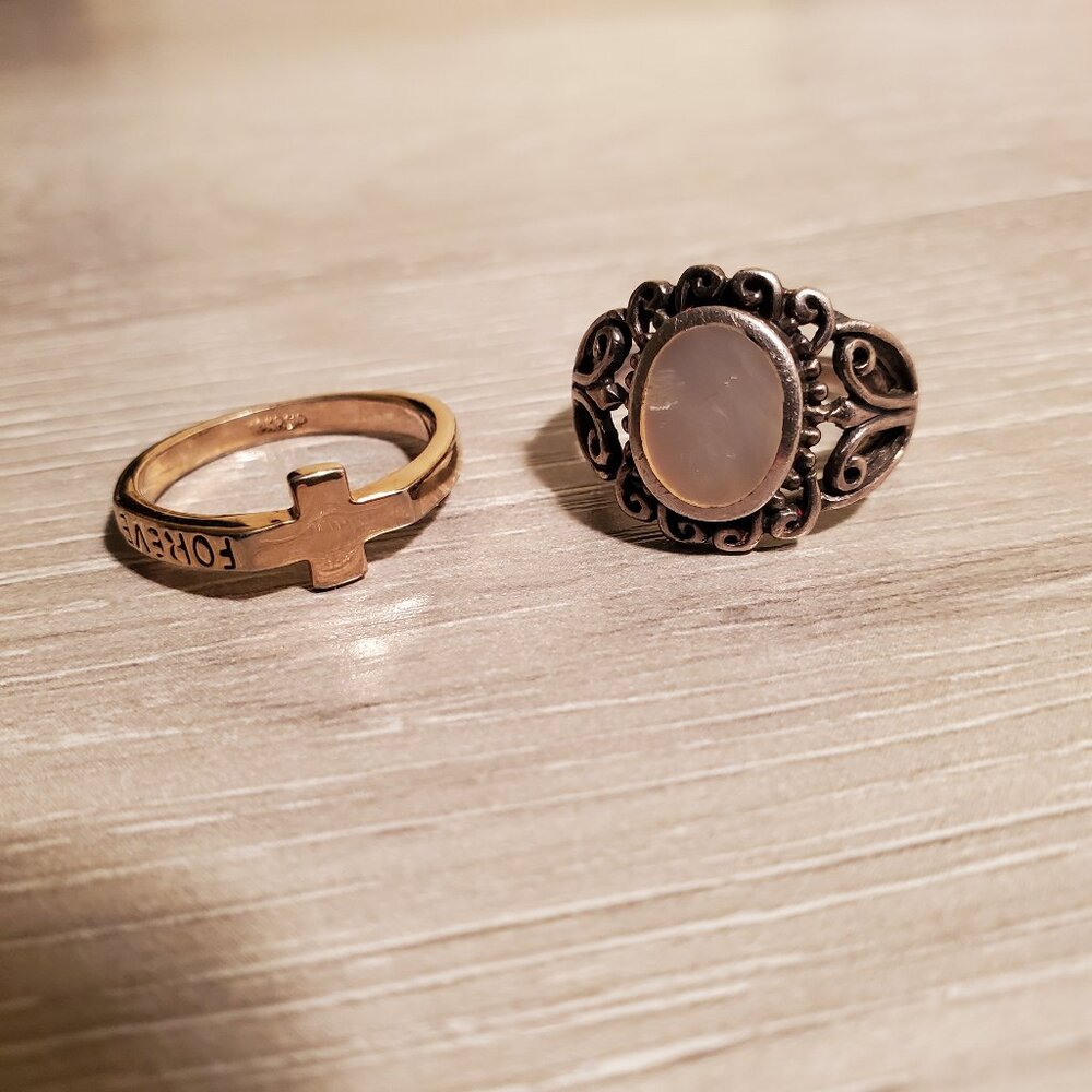 jewelry 18kpg gold plated ring and 925 sterling silver mothershell ring.Size 7